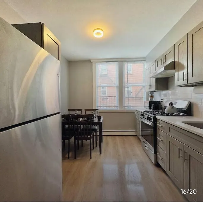 Spacious 3-Bedroom Apartment Stunning Views Nyc Union City United States